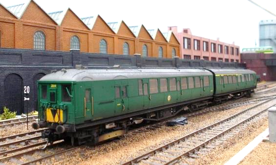 Solo TMC weathered 2 BIL unit no.2019 in its post 2nd December 1964 condition with yellow warning panel  it was withdrawn in this livery on 3rd January 1970.
Ewhurst Green model railway
BR(S) British Railways Southern Region
Copyright www.EwhurstGreen.com

www.EwhurstGreen.com 
