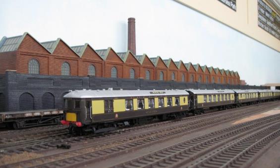 5 BEL unit 3053 before it was backdated by removal of its yellow warning panels and its couplers replaced.
www.EwhurstGreen.com 
