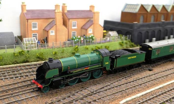 A toy train on the tracks
AI-generated content may be incorrect.